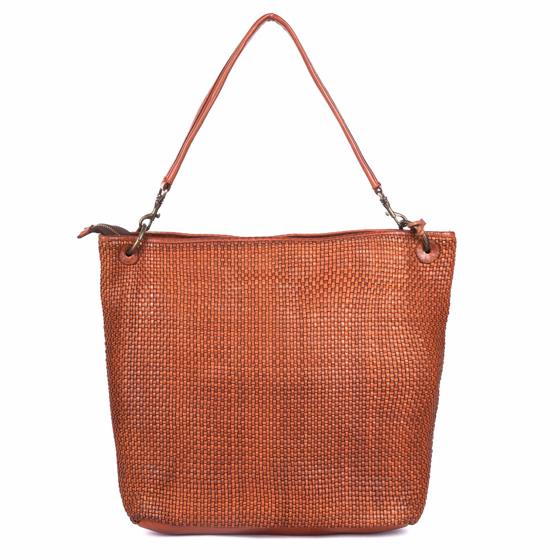 BRIELLE - THE SHOPPER