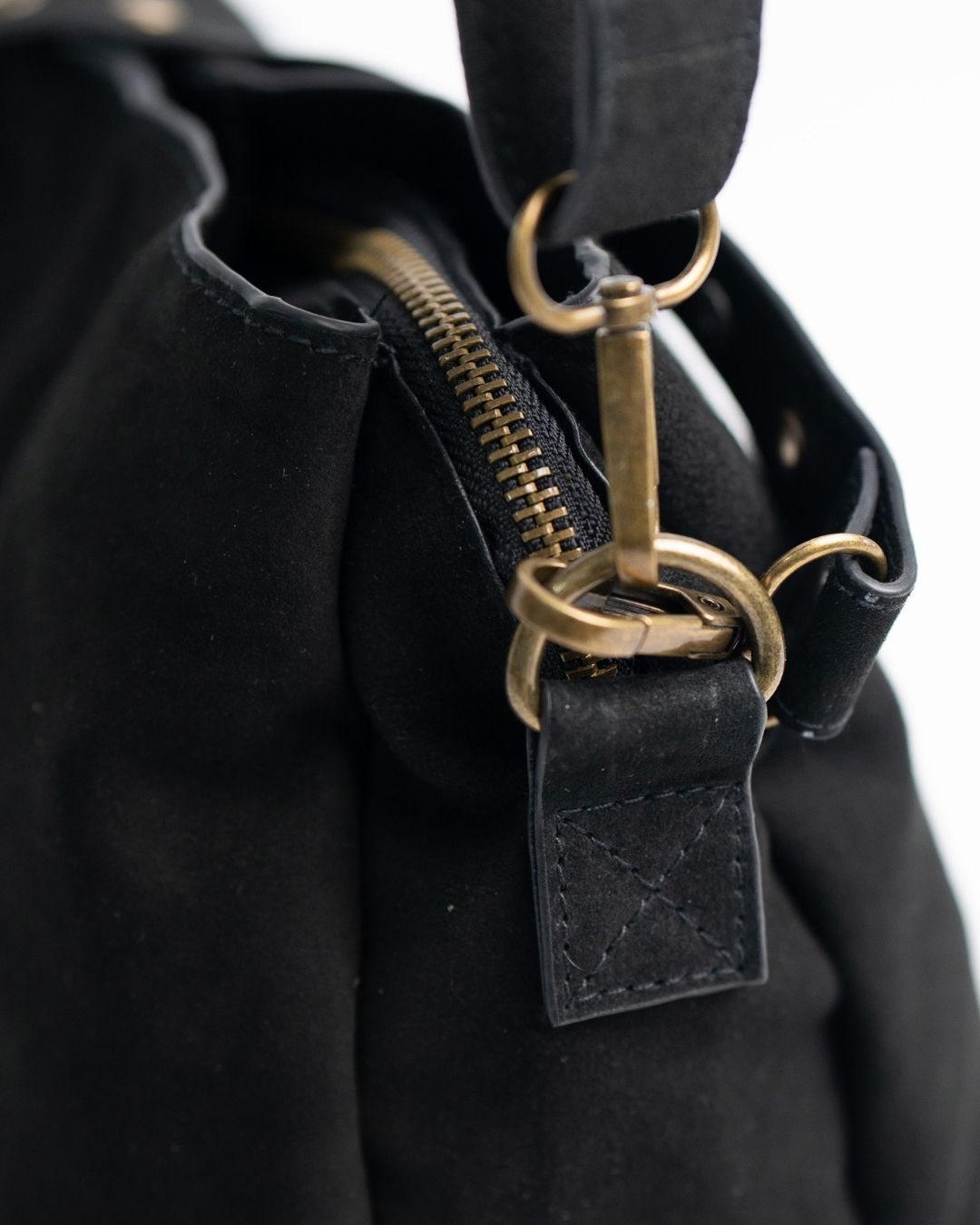 Yara - Suede Crossbody