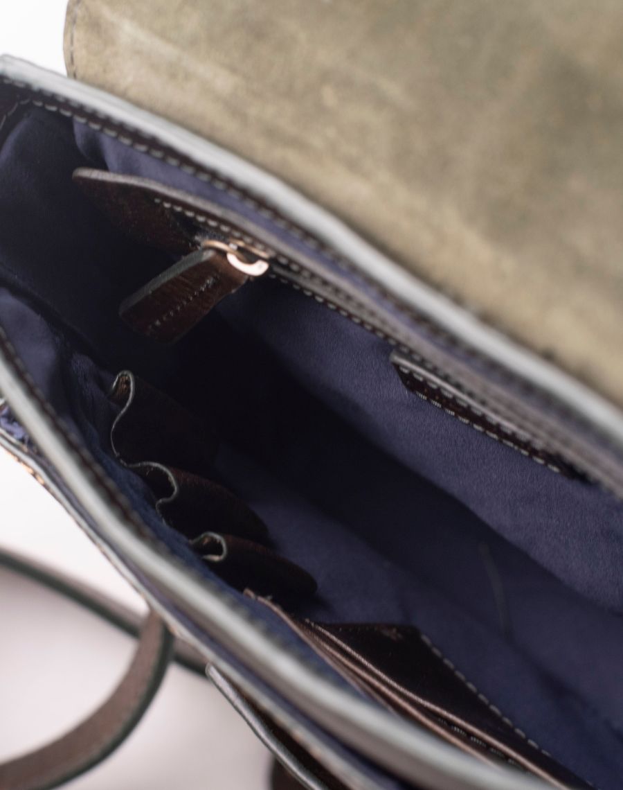 Fort Worth 01 - Crossbody