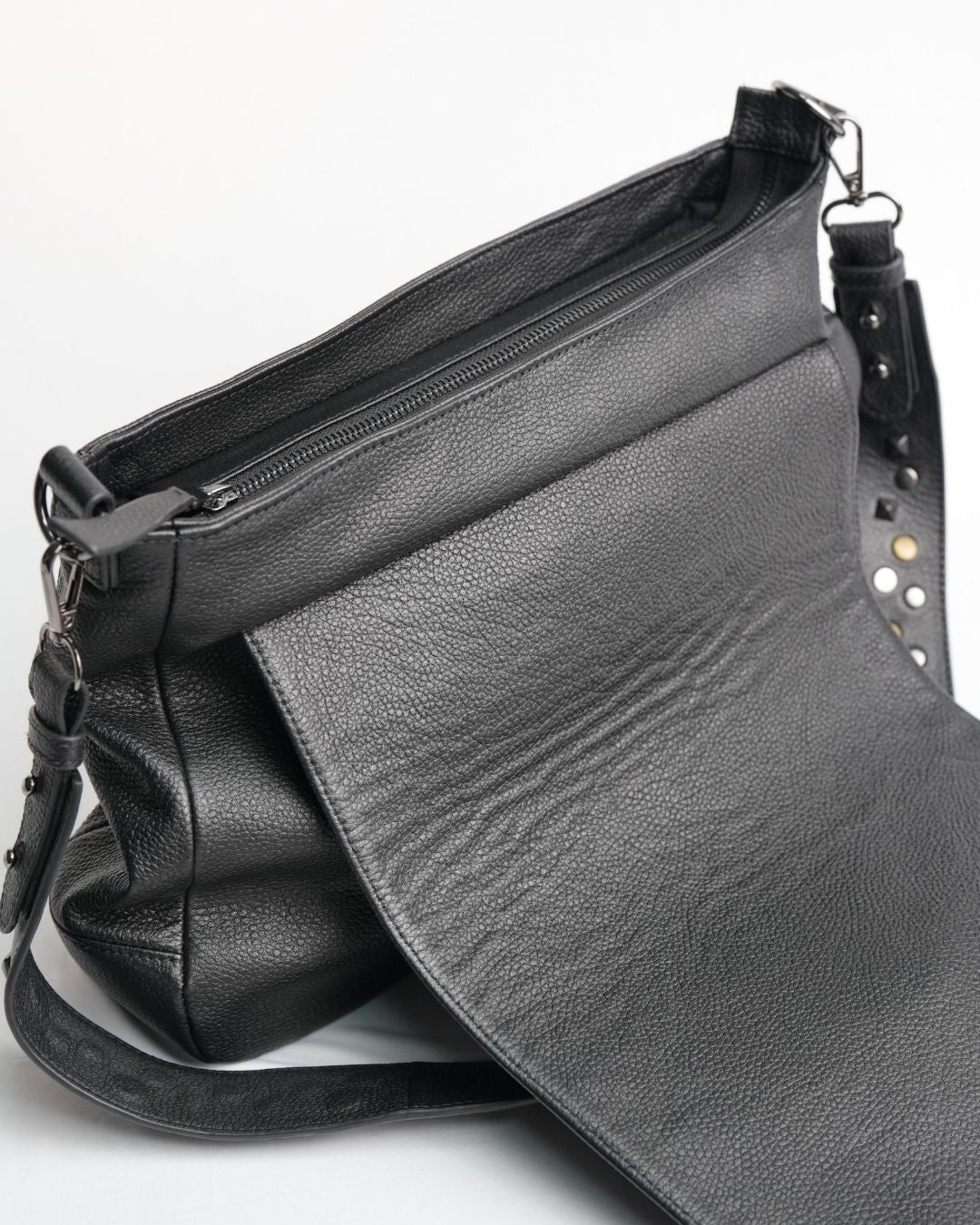 Evie - Studded Floppy