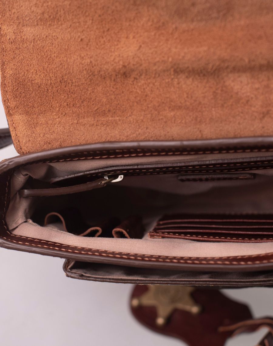 Fort Worth 01 - Crossbody
