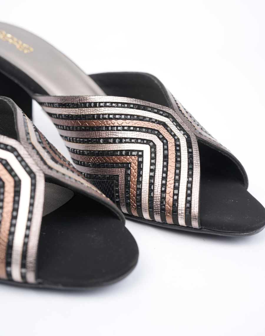 Midheel Heel Shiny Slider