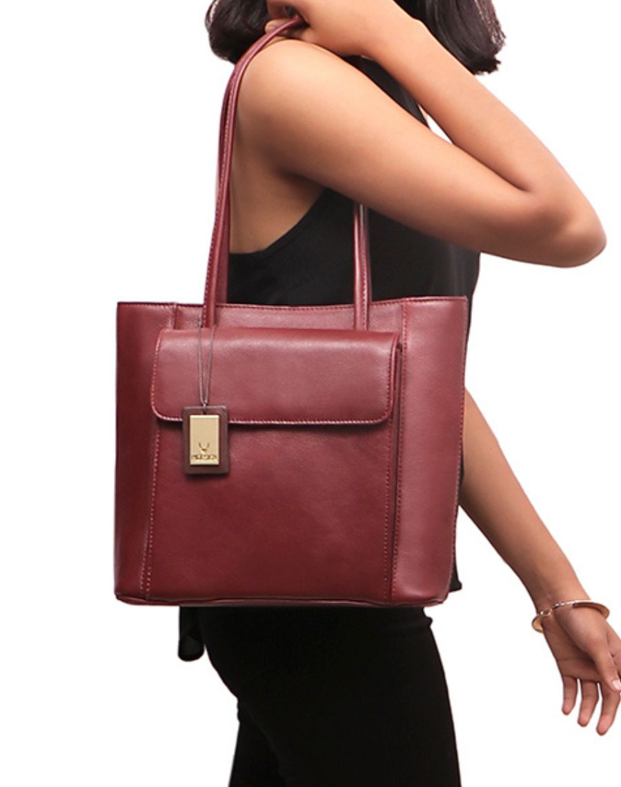 Tovah 4310 - Structured Bag