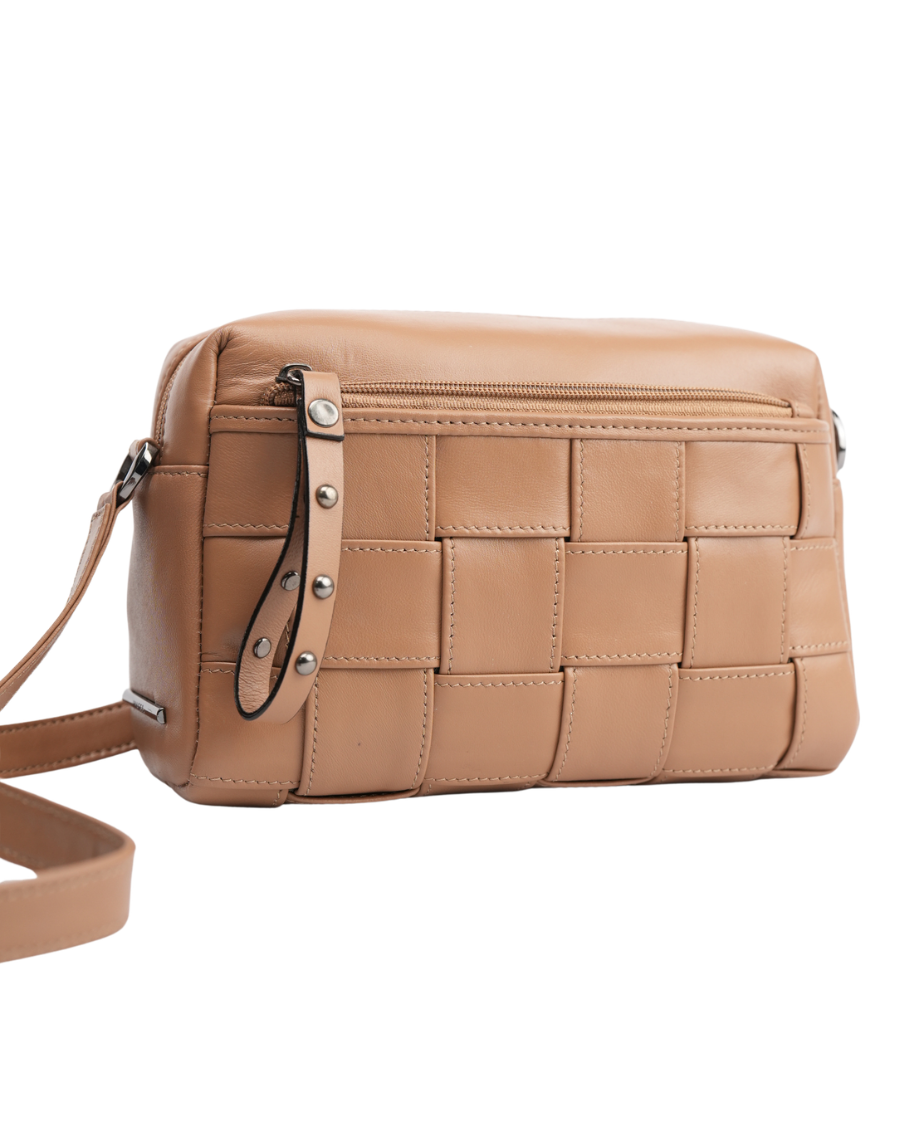 L2894 - Wooven Pocket