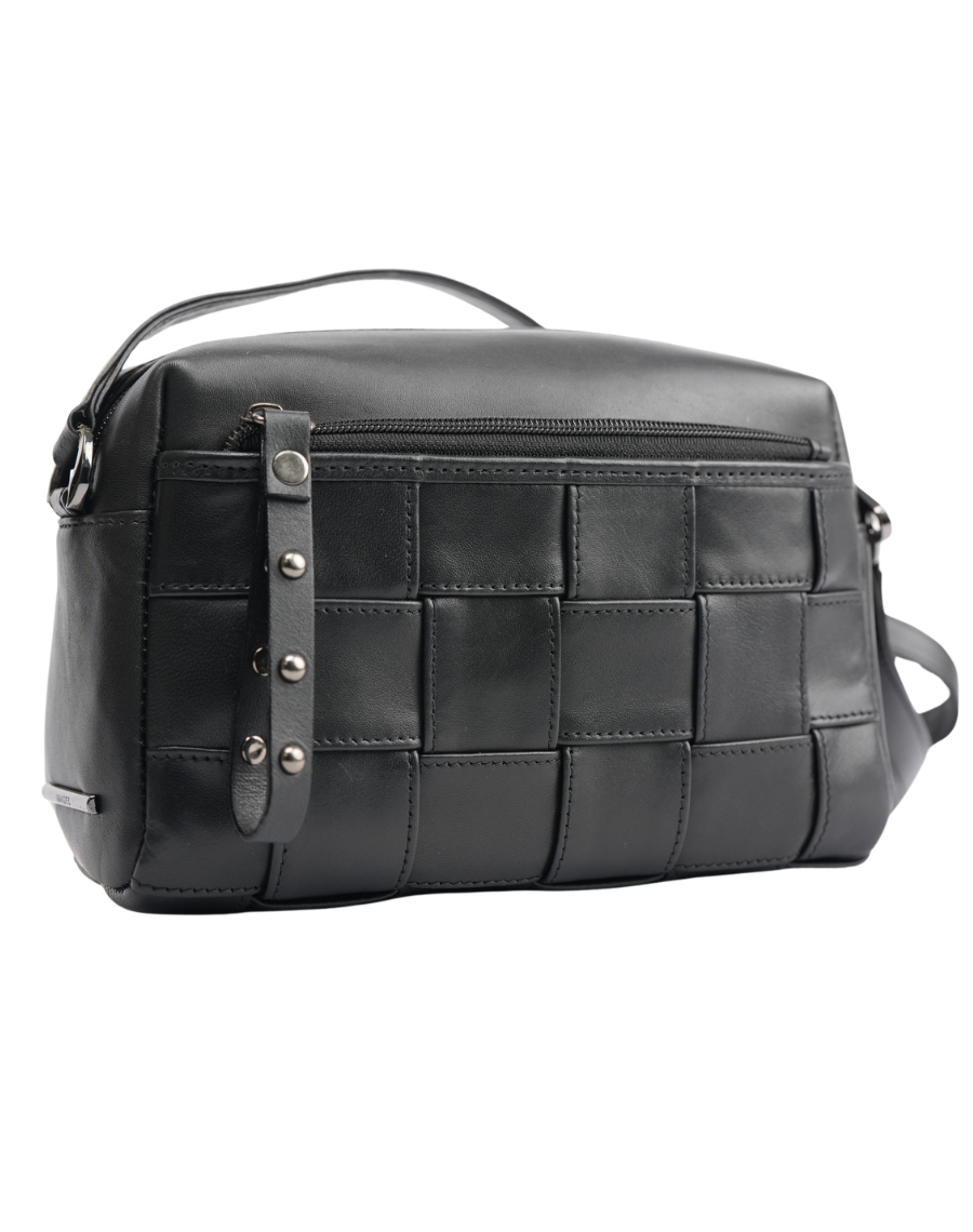 L2894 - Wooven Pocket