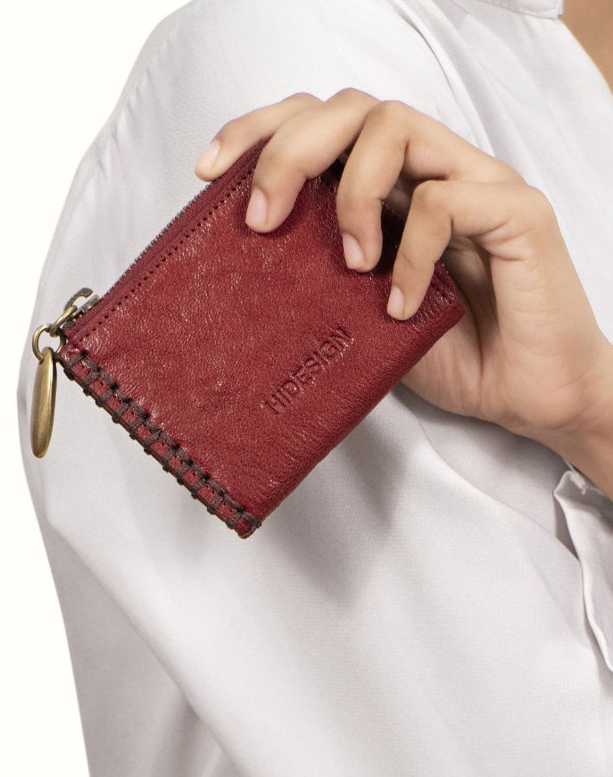 Flourish W3 - Card Holder