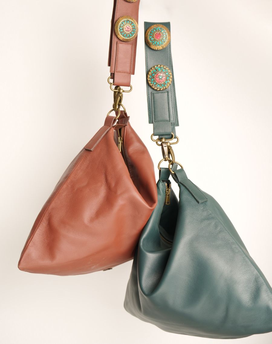 Noya - Floppy Bag Fitting