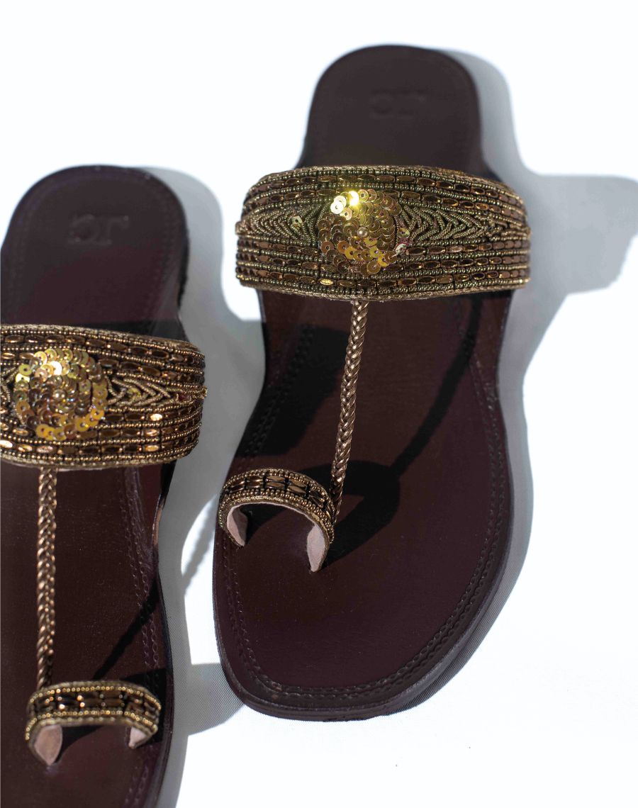 Flat Kolhapuri - Embroidered