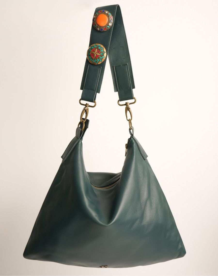 Noya - Floppy Bag Fitting