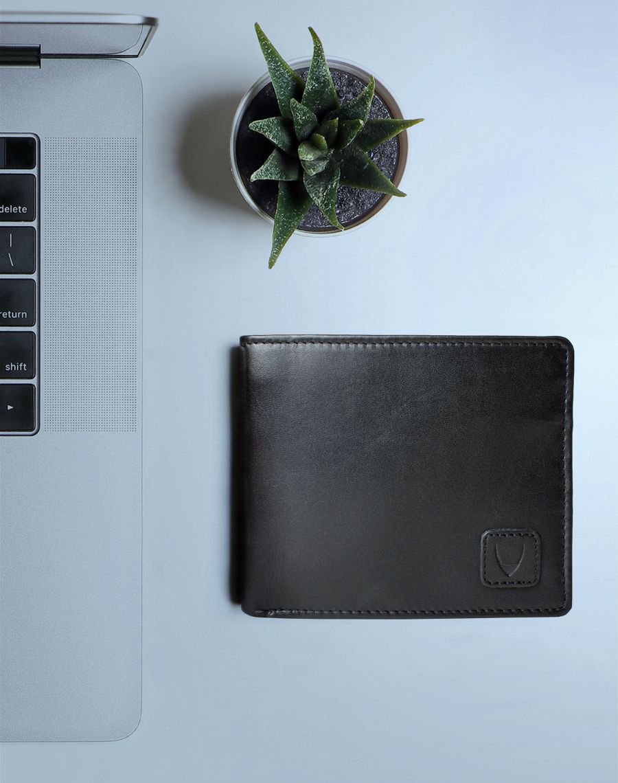 278-L107F - Bi-Fold Wallet