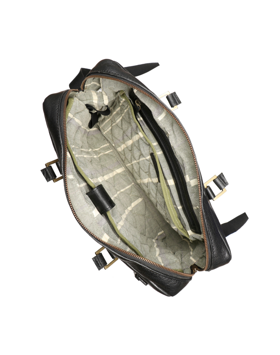 Sherlock 03 - Briefcase