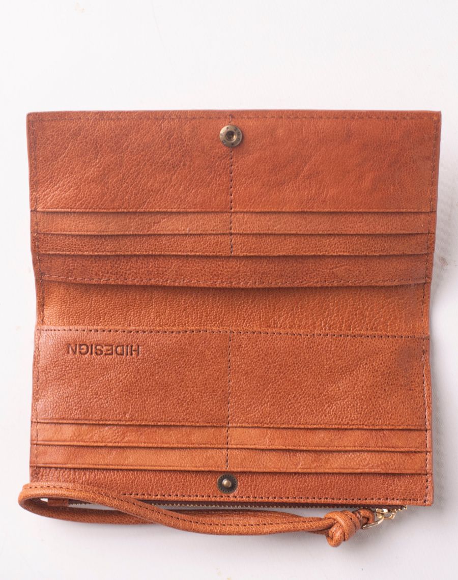 Geisha W2 - Bi Fold