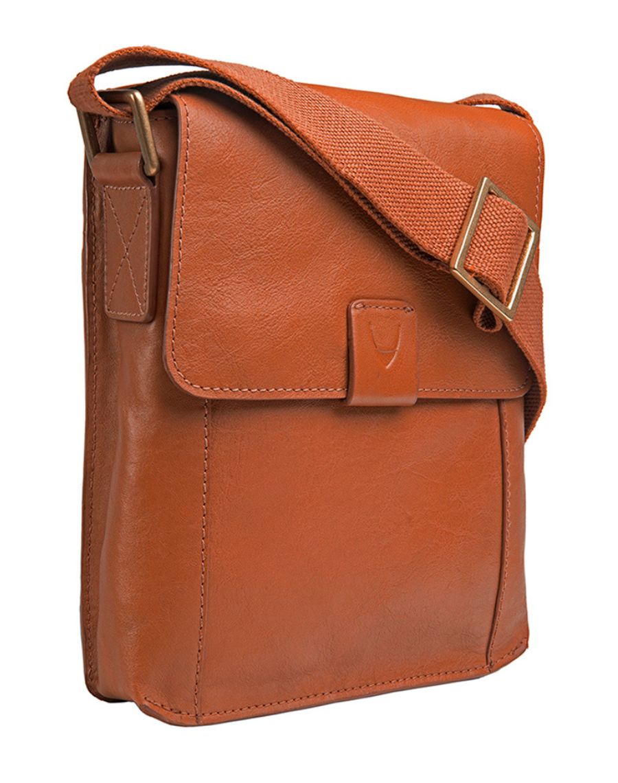 Aiden 03 - Crossbody