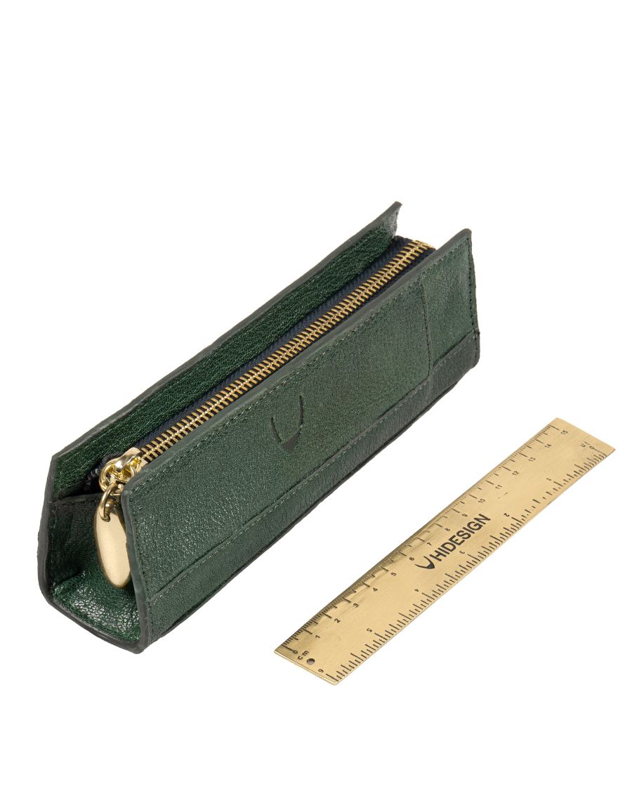 Kili - Stationary Pouch