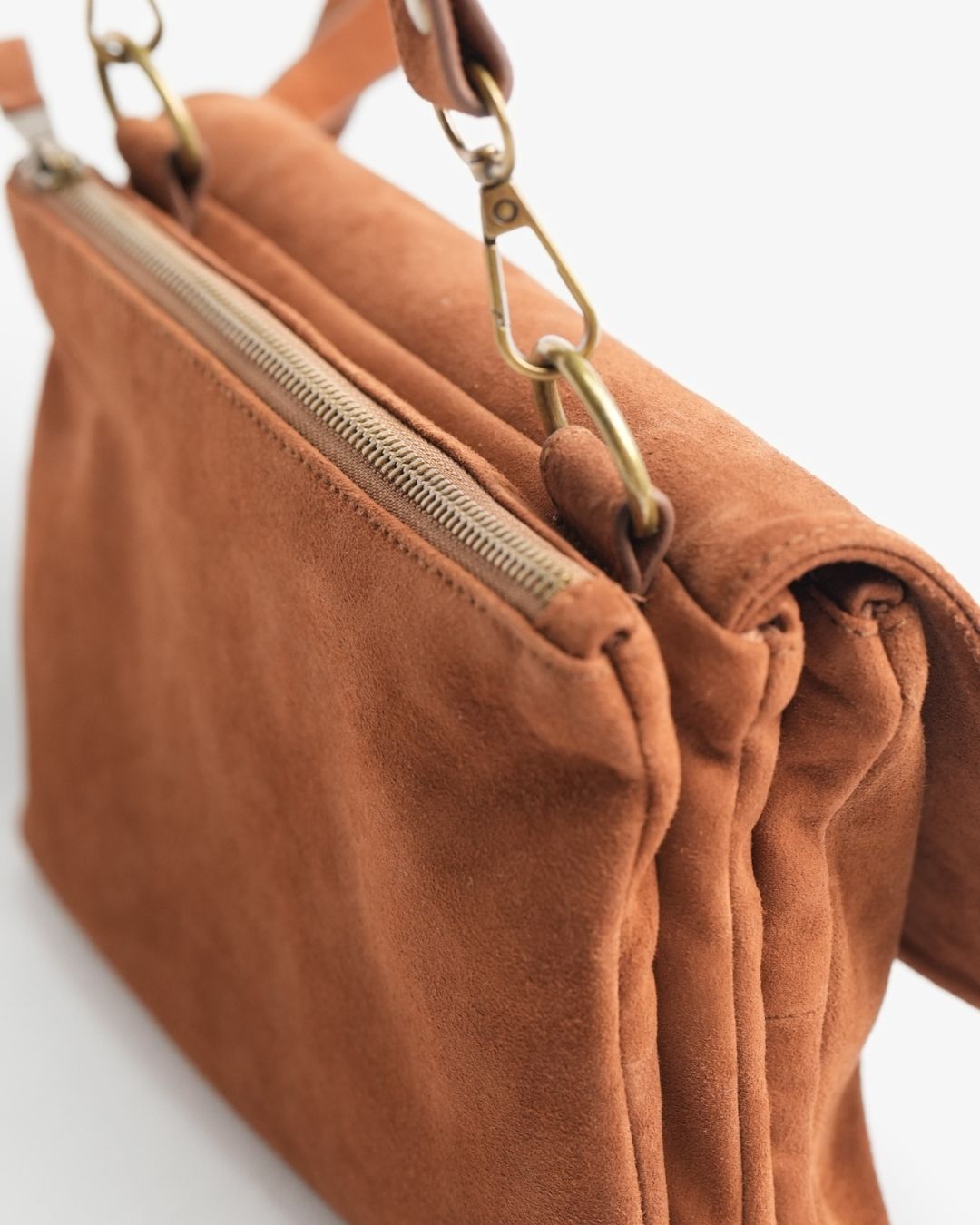 Erika - Crossbody - Suede