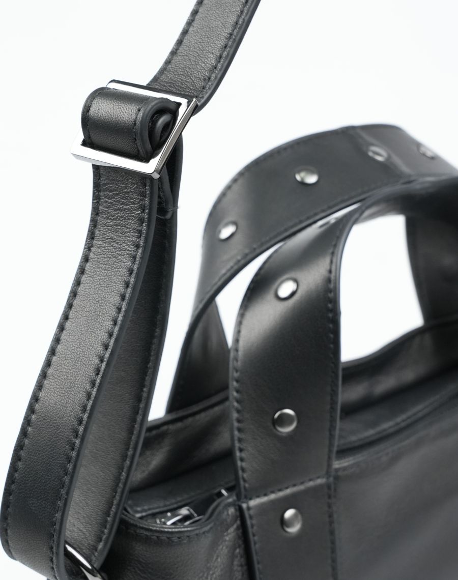 Timara - Tote - Studs