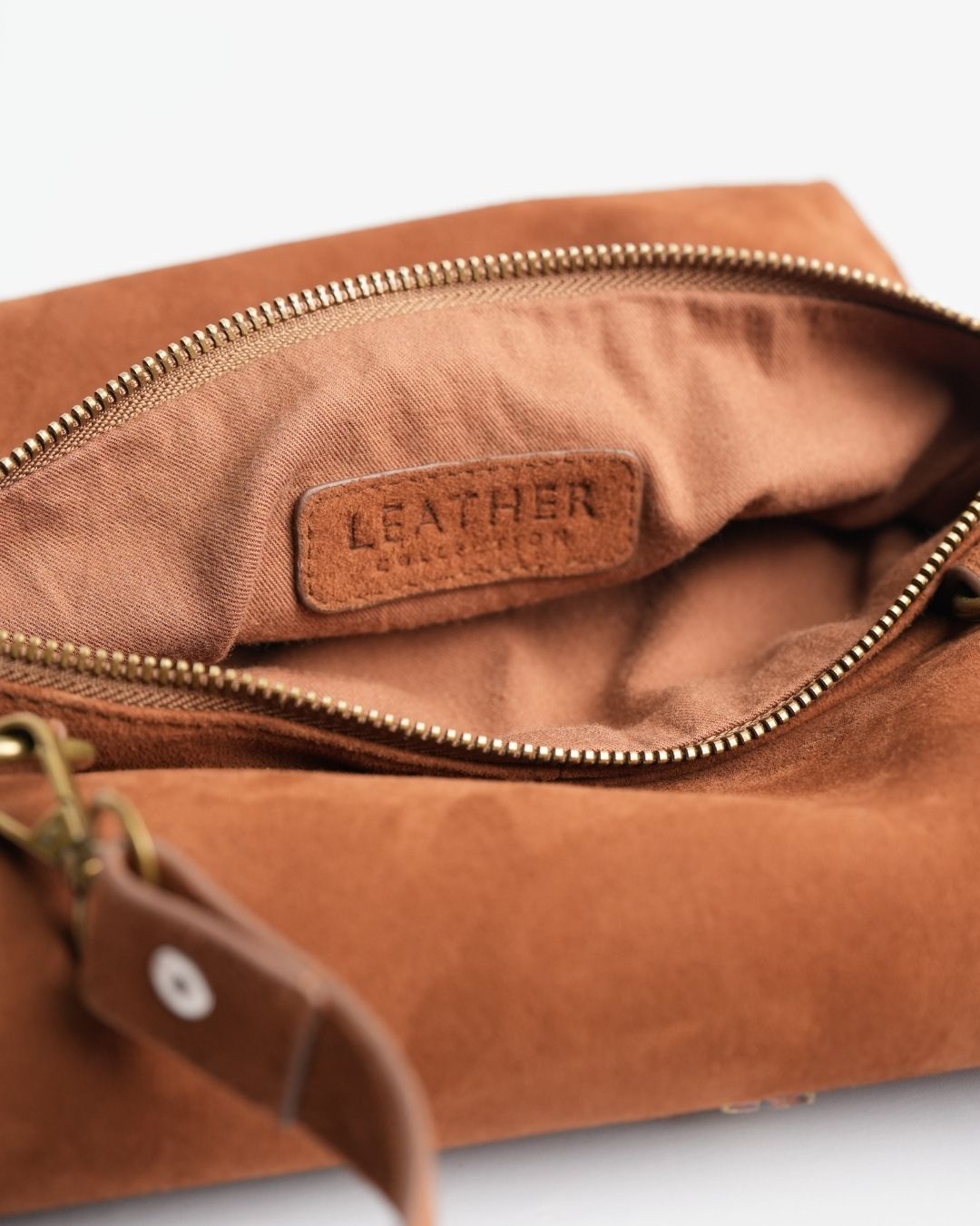 Erika - Crossbody - Suede
