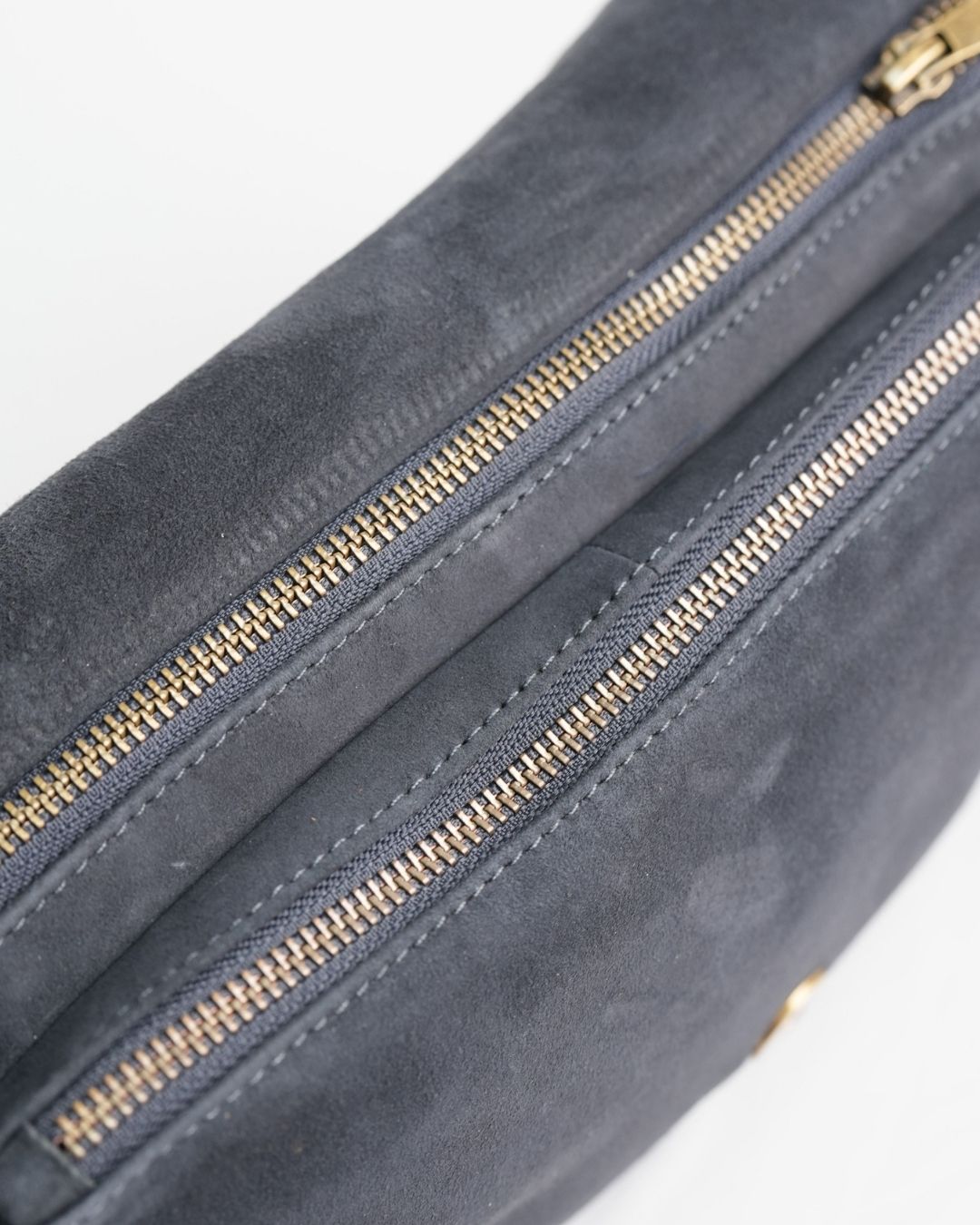 Erika - Crossbody - Suede