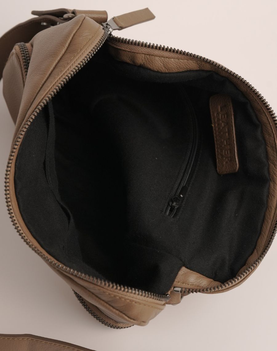 Charlie - Crossbody Outer Packet