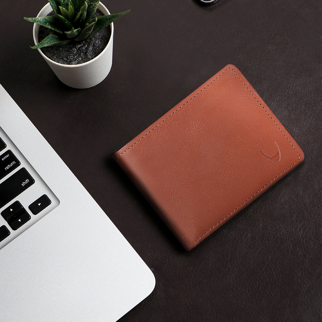 L107 N  Bi-Fold Wallet