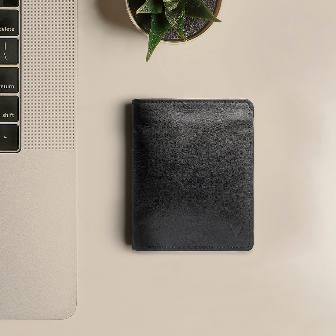 L108 N Bi-Fold Wallet