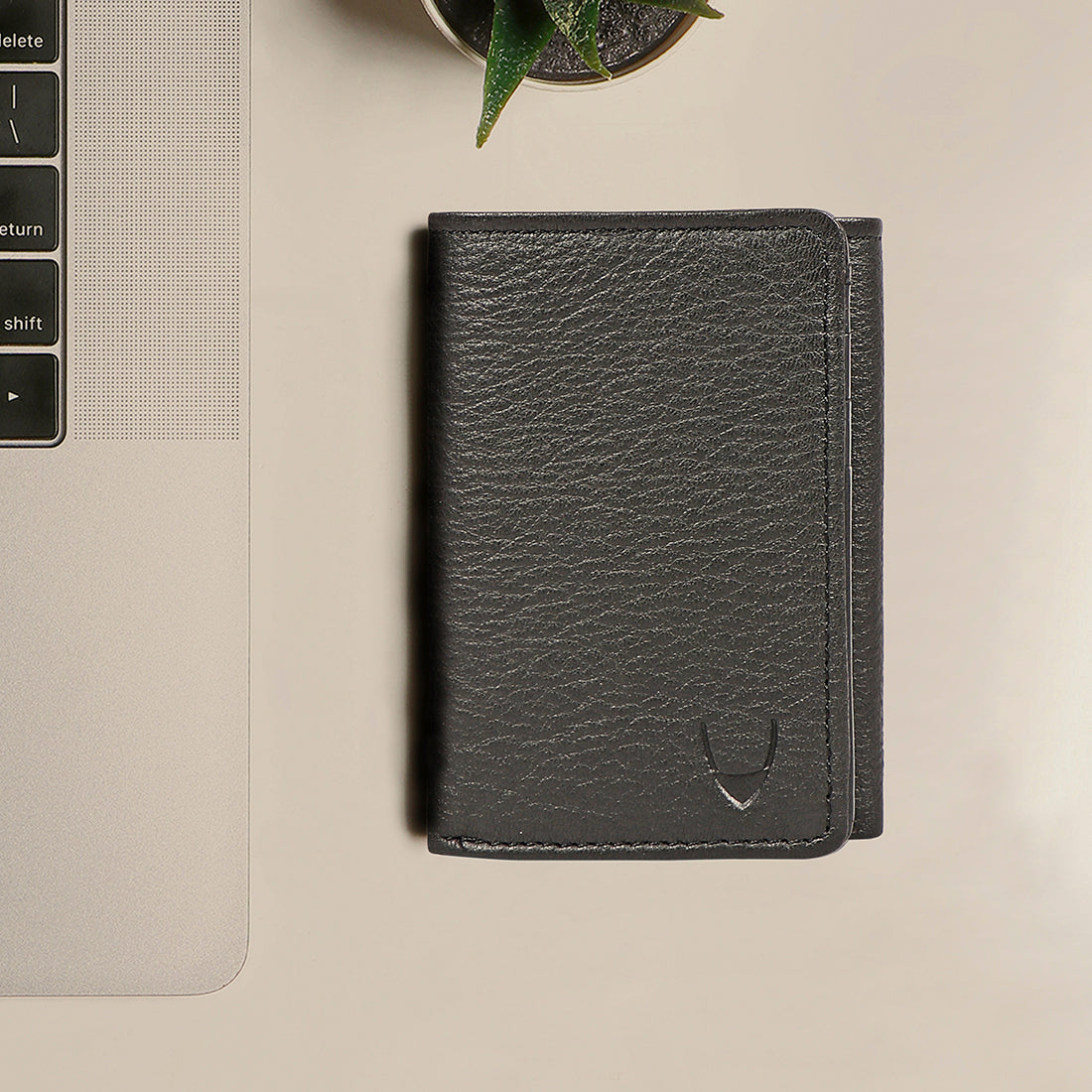 Oshunw3 Trifold Wallet