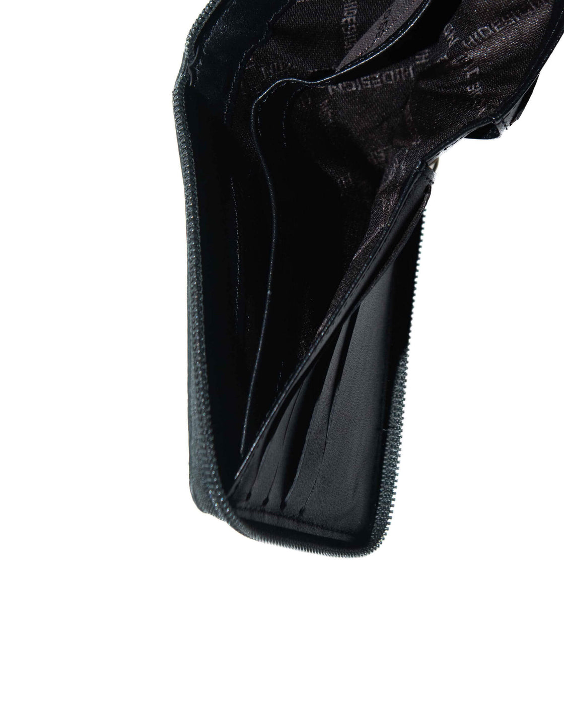 341-017 Zip around wallet