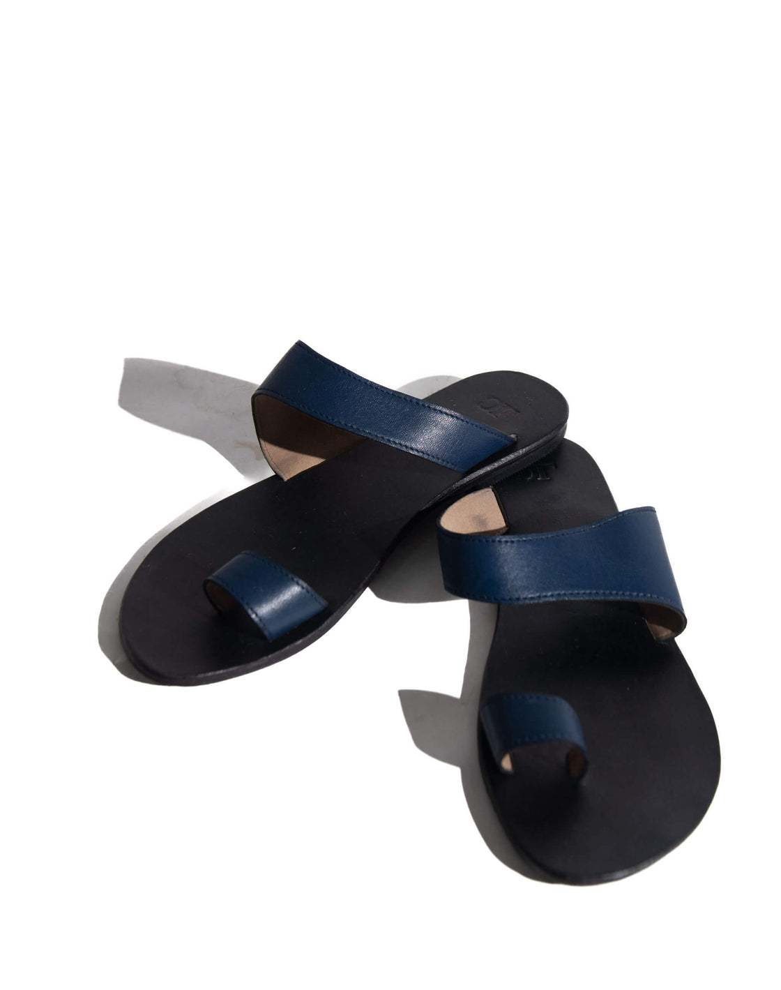 Flat sandal - Toe Ring