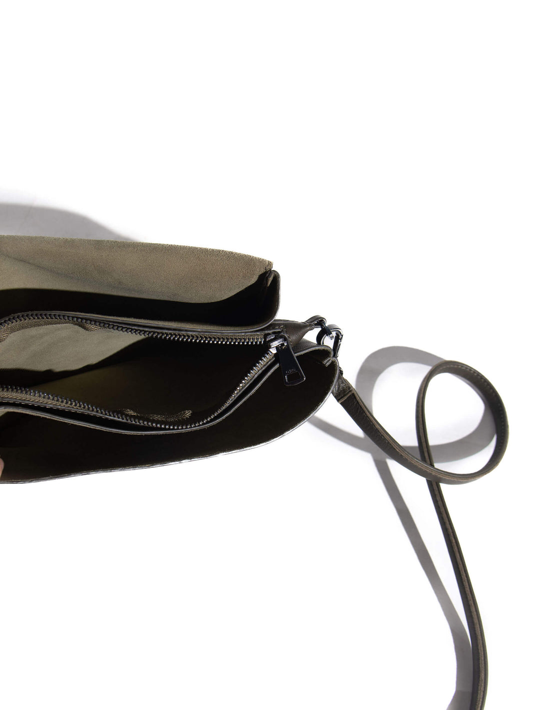 Saliha - The Crossbody Bag