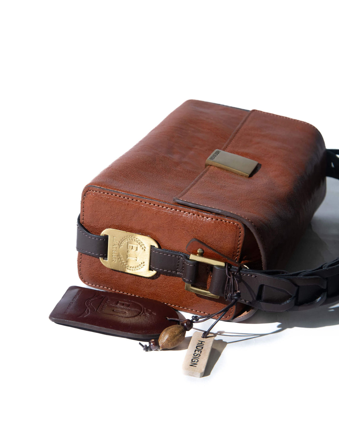 Conscious 01 - Shoulder Bag