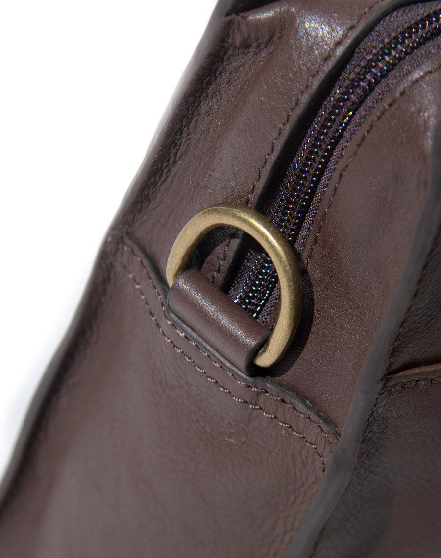 Evolution 03 - Briefcase