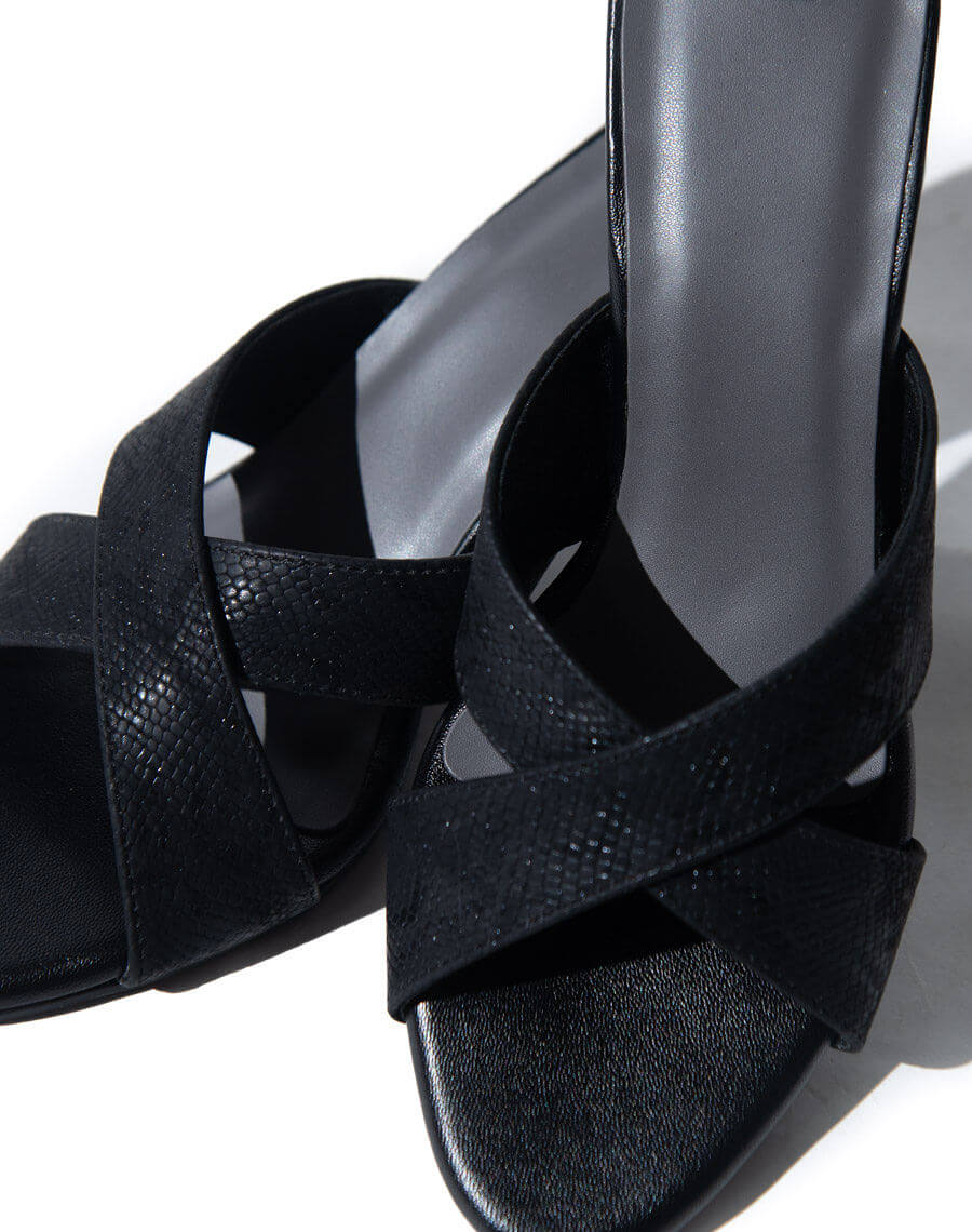 Sandal - Mid heel - Cross up