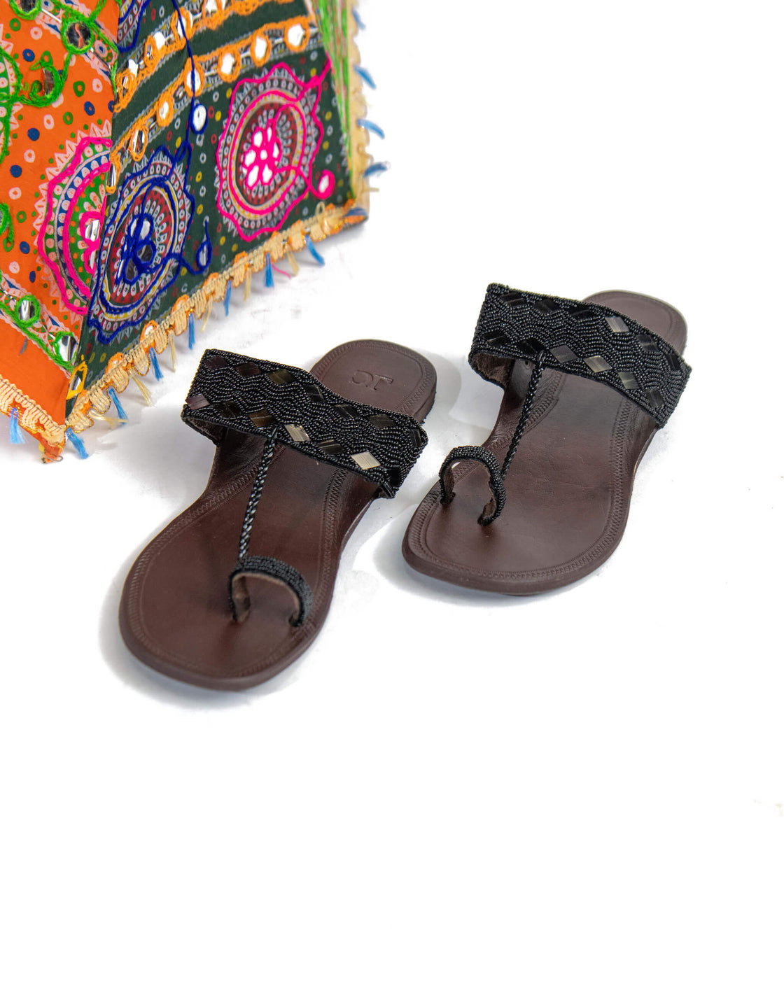 Pachi Kolhapuri - Mirror Work