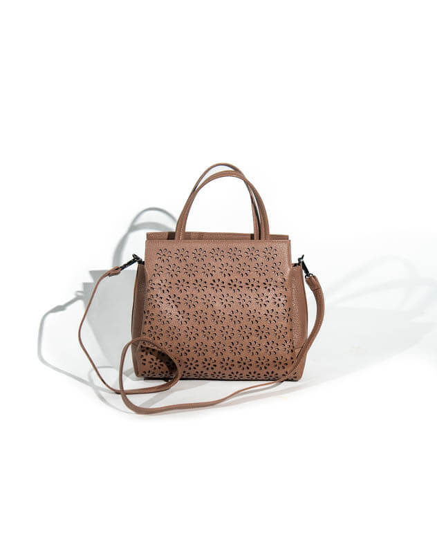 Structured bag with shoulder strap