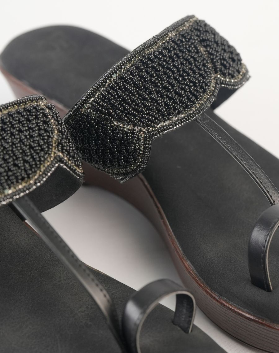 Midheel Sandal - Sequin Upper Toe Ring