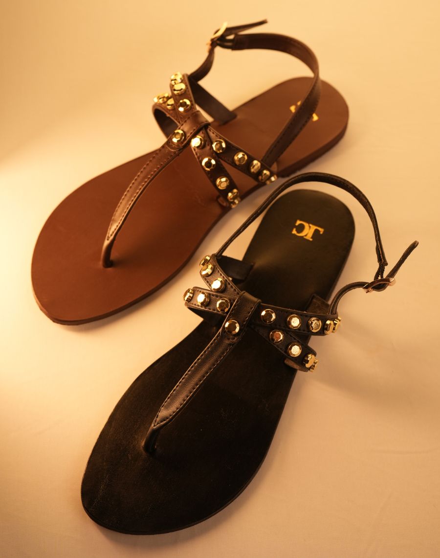 Flat Sandal - Studed