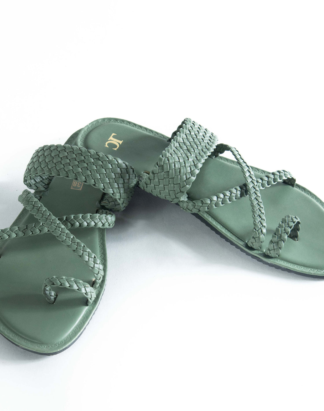 Cross pleated Kolhapuri