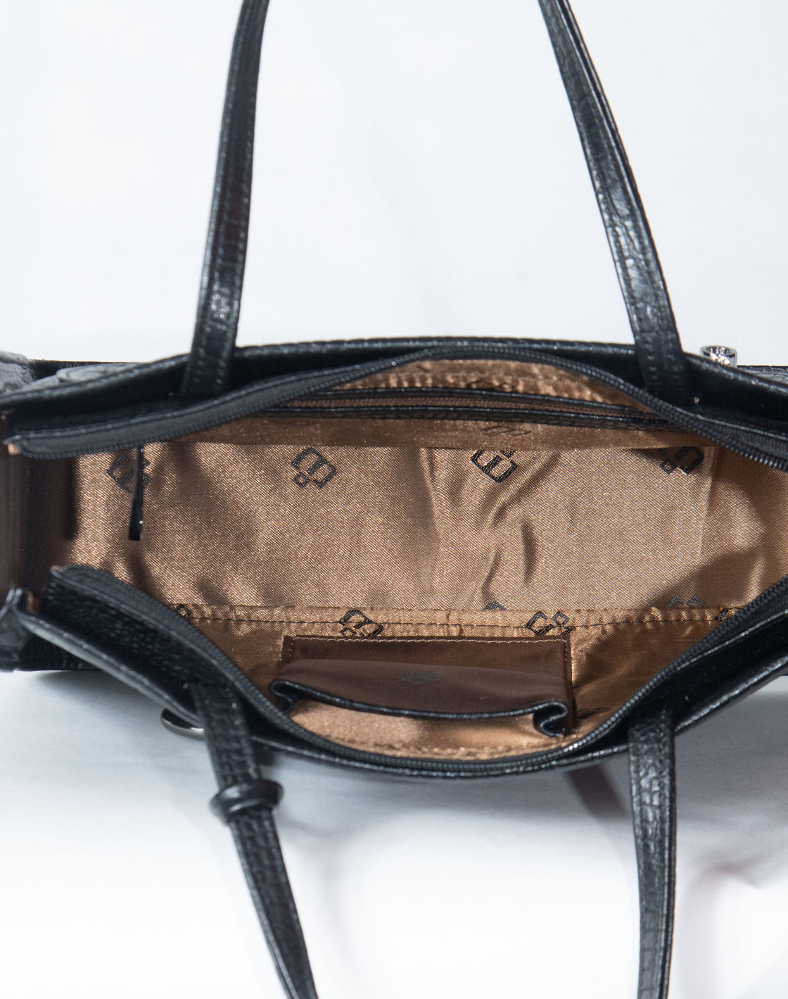 Structured bag